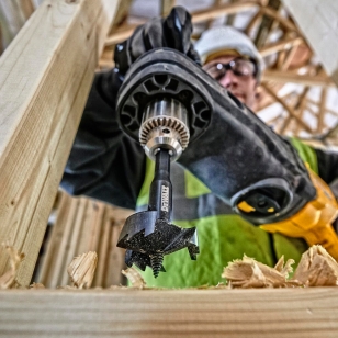DEWALT VRTÁK DO DREVA SO SAMOPOSUVOM 65mm DT4585