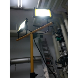 Brennenstuhl Dvojitá LED lampa JARO 6000 T so statívom, 2 x 2930 lm, 2 x 30 W, IP65