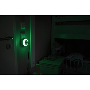 Brennenstuhl Nocné LED svetlo Color NL 09 RCD so stmievacím senzorom a zásuvkou, 9 LED žiarovkami, 6 lm, 3 farbami