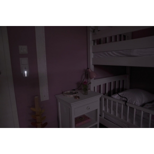 Brennenstuhl Nocná LED lampa NL 09 MB s infracerveným hlásicom pohybu a súmrakovým senzorom, 9 LED, 25 lm