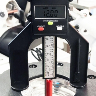 IGM Fachmann Digitálny hĺbkomer