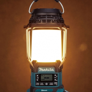 MAKITA AKUMULÁTOROVÉ RÁDIO S LAMPOU DMR057