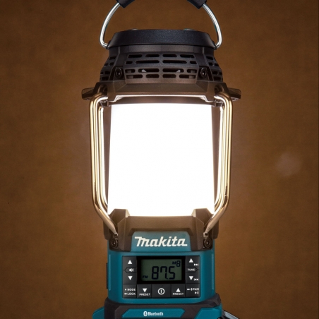 MAKITA AKUMULÁTOROVÉ RÁDIO S LAMPOU MR010GZ