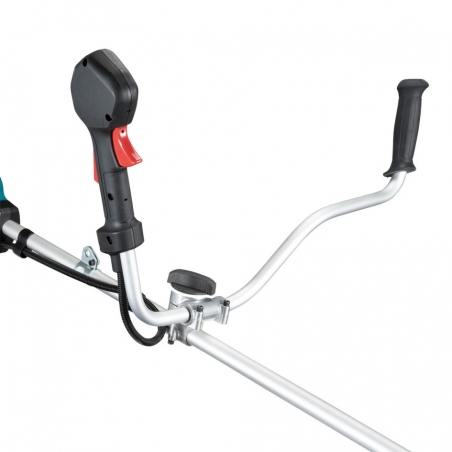 MAKITA AKUMULÁTOROVÝ KROVINOREZ UR016GZ