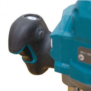 MAKITA Akumulátorová fréza RP001GM201