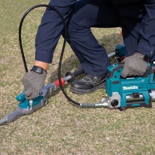 MAKITA AKUMULÁTOROVÉ NOŽNICE NA ŽIVÉ PLOTY UN001GZ