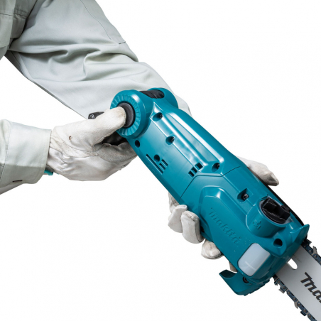 MAKITA AKUMULÁTOROVÁ VYVETVOVACIA PÍLA DUA200Z01