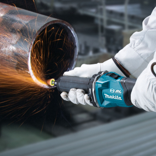 MAKITA AKUMULÁTOROVÁ PRIAMA BRÚSKA GD001GZ