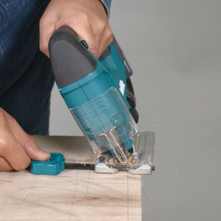 MAKITA AKUMULÁTOROVÁ PRIAMOČIARA PÍLA DJV186Z