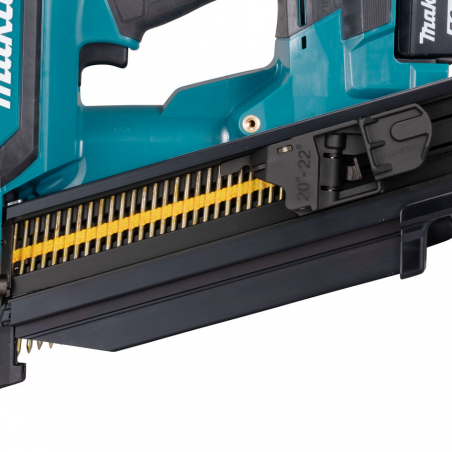 MAKITA AKUMULÁTOROVÁ KLINCOVAČKA DBN901Z