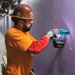 MAKITA AKUMULÁTOROVÝ SKRUTKOVAČ DFS452TJX2